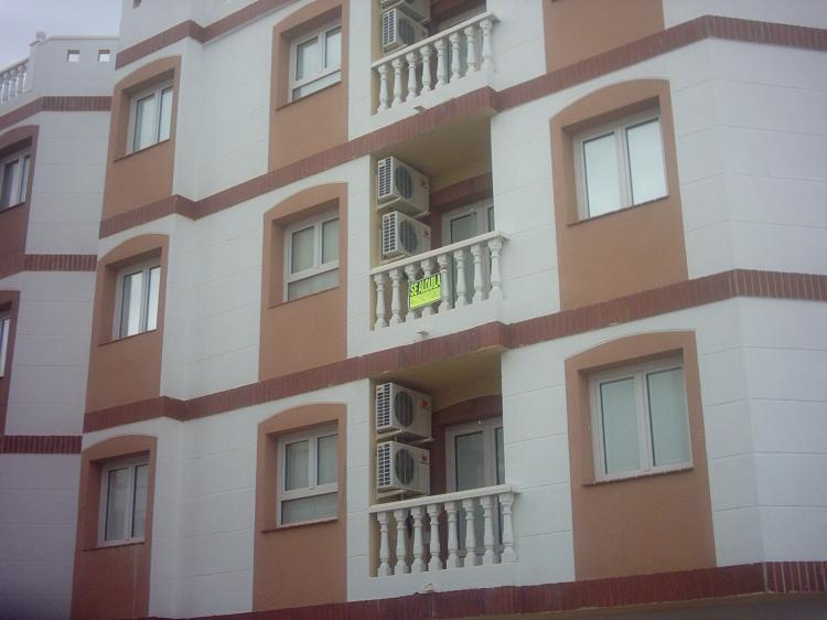 Foto Apartamento en Alquiler en Garrucha, Almeria - € 380 - APA57 - BienesOnLine